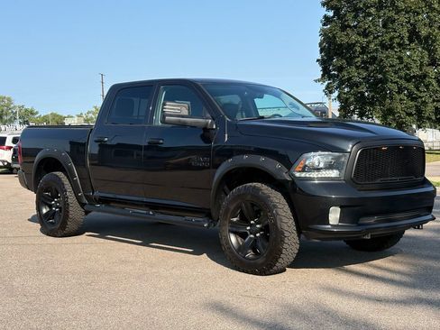 Used 2018 RAM 1500 Sport w/ Sport Premium Group AWD/4WD image 2