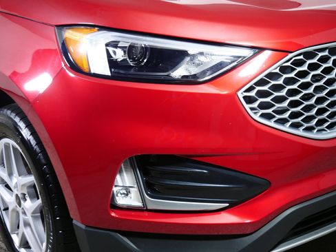 Used 2023 Ford Edge SEL w/ Convenience Package AWD/4WD image 16