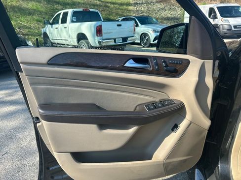 Used 2012 Mercedes-Benz ML 350 4MATIC image 10