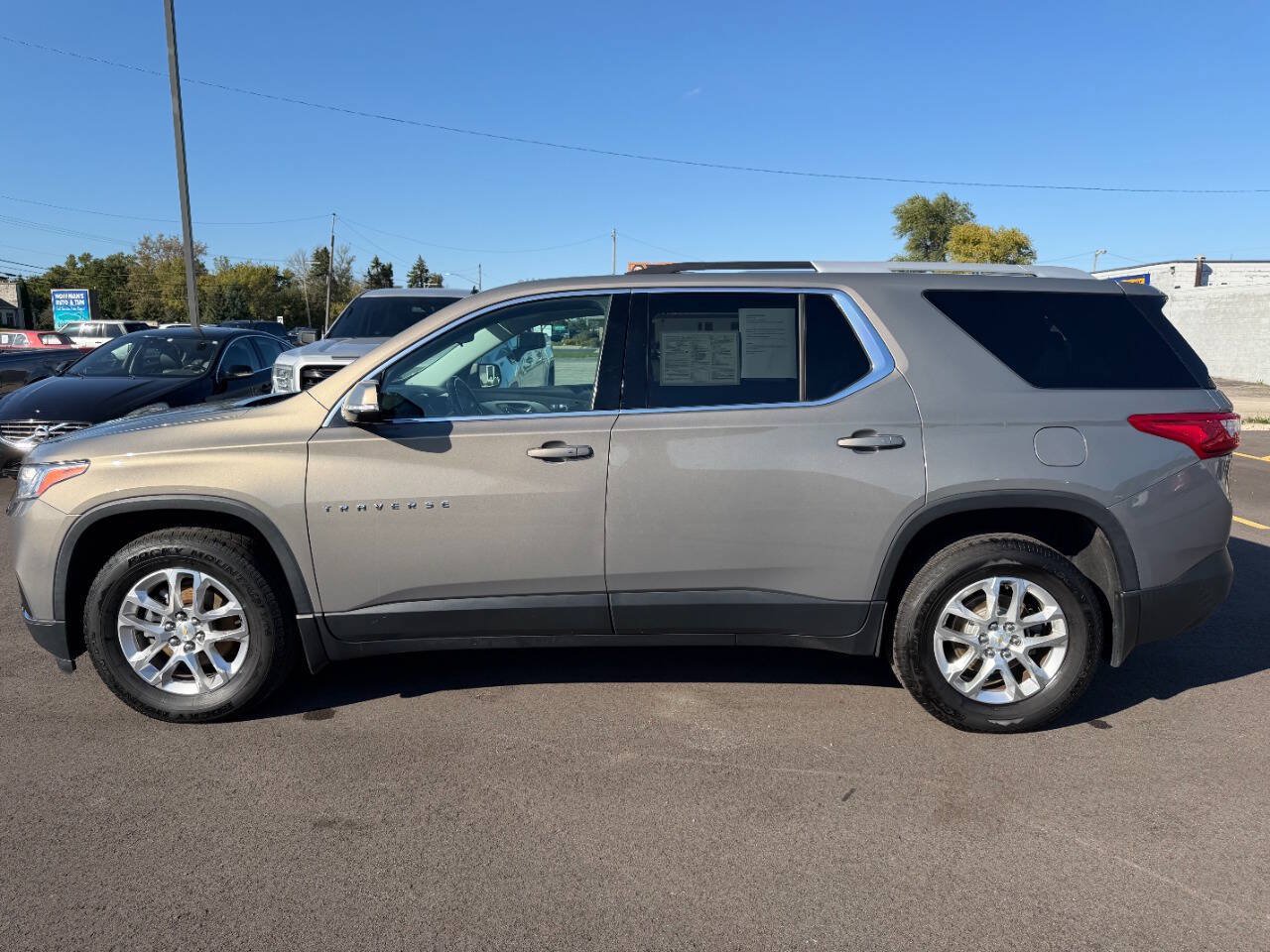 Used 2018 Chevrolet Traverse LT AWD/4WD image 2