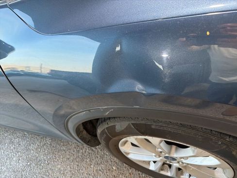 Used 2020 Ford Escape SE image 5