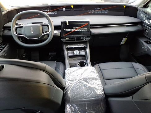 New 2026 Lincoln Nautilus Premier w/ Equipment Group 102A image 9