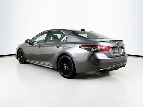 Used 2022 Toyota Camry XSE image 5