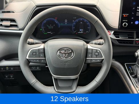 Used 2026 Toyota Sienna XLE Woodland Edition AWD/4WD image 34