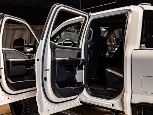 Used 2026 Ford F250 Platinum image 29