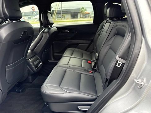 Certified 2025 Lincoln Nautilus Premier w/ Jet Appearance Package AWD/4WD image 22