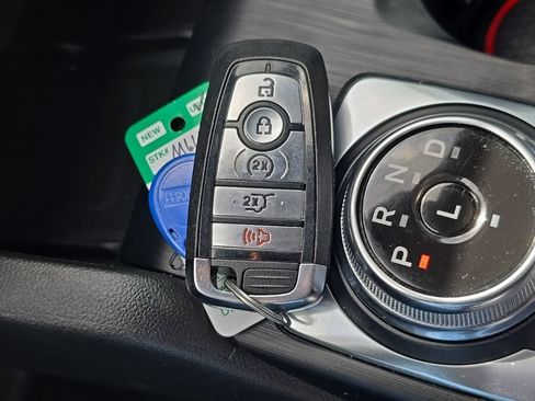 Used 2024 Ford Escape ST-Line Select w/ Tech Pack #2 AWD/4WD image 6