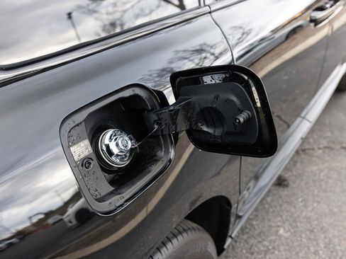 Certified 2019 Rolls-Royce Cullinan image 70