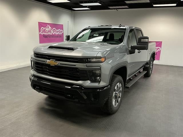 New 2026 Chevrolet Silverado 2500 Custom w/ Custom Value Package AWD/4WD image 1