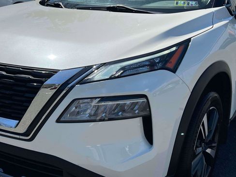 Used 2023 Nissan Rogue SL image 7