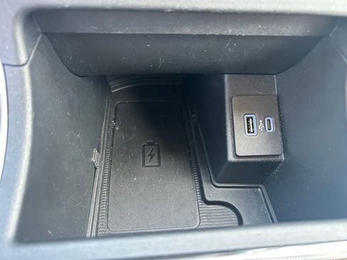 Certified 2023 Ford Edge Titanium AWD/4WD image 28