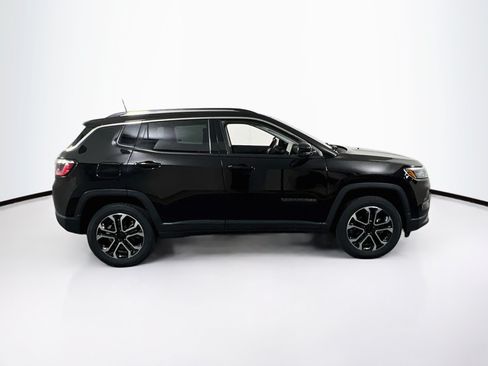 Used 2022 Jeep Compass Limited AWD/4WD image 4