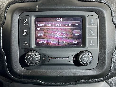 Used 2020 Jeep Renegade Sport FWD image 14