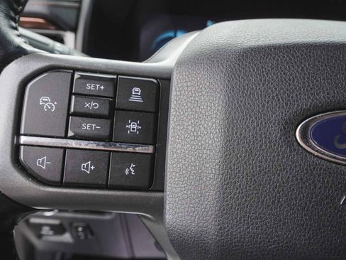 Used 2022 Ford F150 Lightning Lariat image 24