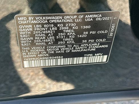 Used 2022 Volkswagen Atlas SEL Premium AWD/4WD image 25
