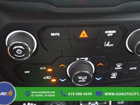 Used 2022 Jeep Renegade Limited AWD/4WD image 22