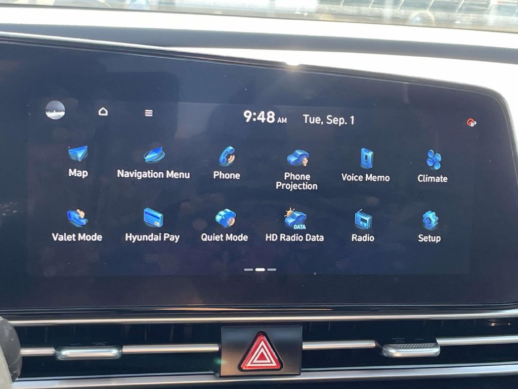 Used 2025 Hyundai Elantra SEL FWD image 37