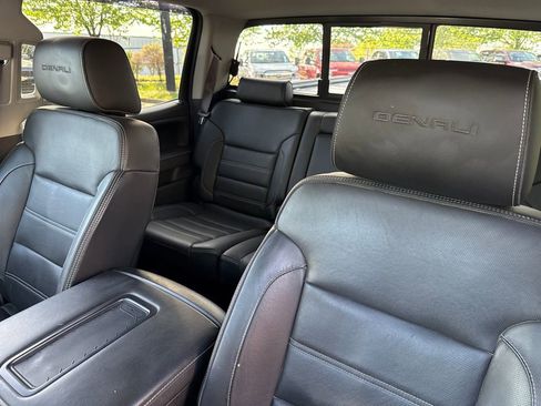 Used 2015 GMC Sierra 1500 Denali image 9