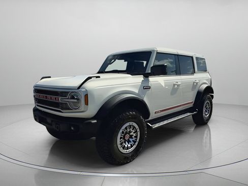 New 2026 Ford Bronco Outer Banks AWD/4WD image 13