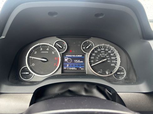 Used 2017 Toyota Tundra SR5 w/ SR5 Upgrade Package RWD image 22