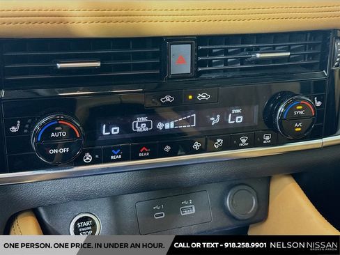 Used 2023 Nissan Rogue Platinum w/ Platinum Premium Package AWD/4WD image 16