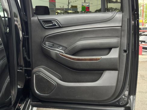 Used 2019 Chevrolet Suburban LT AWD/4WD image 34
