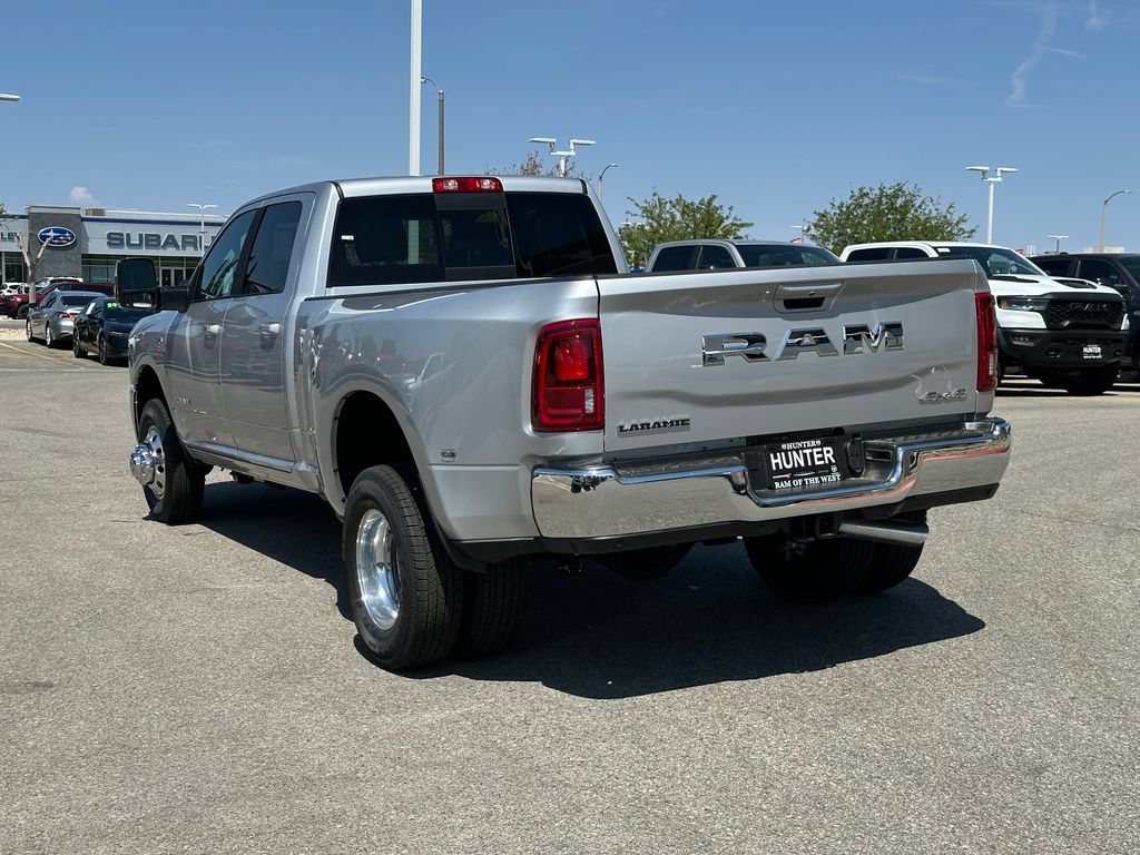 New 2026 RAM 3500 Laramie AWD/4WD image 4