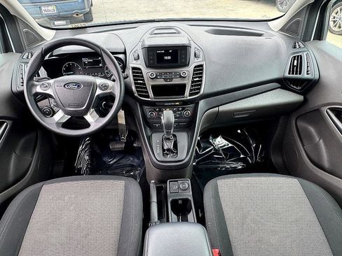 Certified 2022 Ford Transit Connect XL image 32