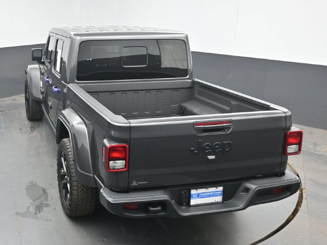 Used 2025 Jeep Gladiator Sport AWD/4WD image 33