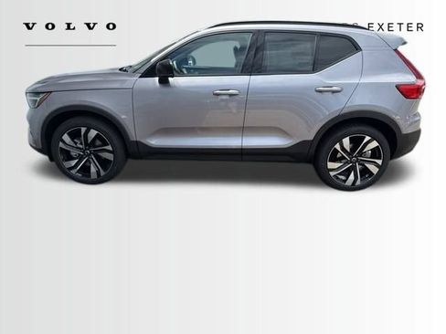 New 2026 Volvo XC40 B5 Plus w/ Protection Package Premier AWD/4WD image 3