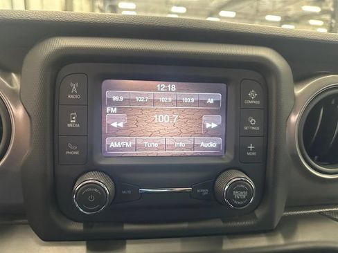 Used 2021 Jeep Wrangler Unlimited Sport AWD/4WD image 24