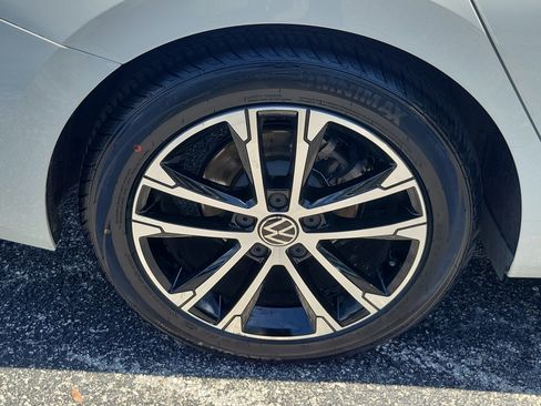 Certified 2023 Volkswagen Jetta Sport FWD image 8