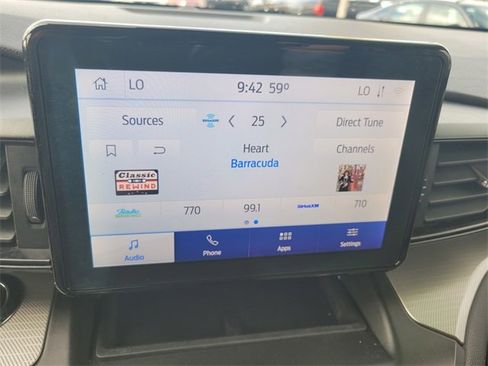 Used 2020 Ford Explorer XLT w/ Class III Trailer Tow Package image 23