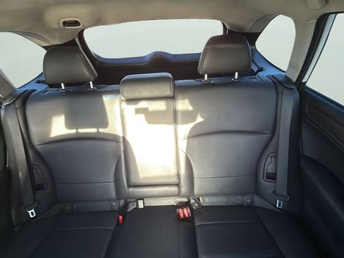 Used 2017 Subaru Outback 2.5i Limited image 13