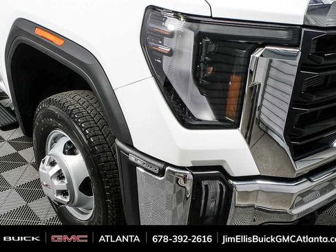 New 2026 GMC Sierra 3500 Pro image 30