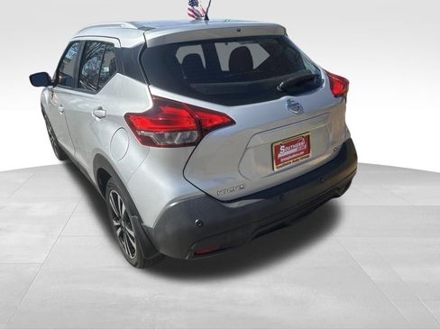 Used 2020 Nissan Kicks SV image 23