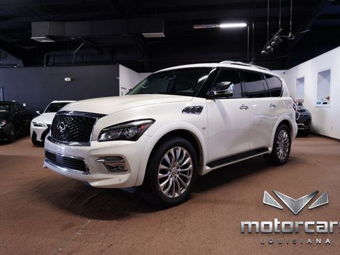 Used 2017 INFINITI QX80 2WD w/ Deluxe Technology Package image 3