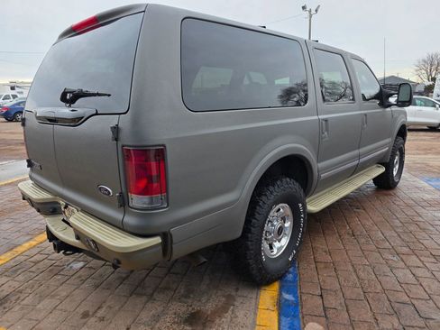 Used 2005 Ford Excursion Limited image 6