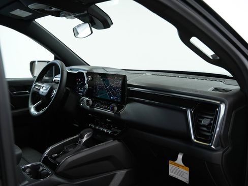 New 2026 GMC Canyon Elevation RWD image 18
