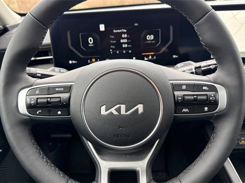 New 2026 Kia K5 EX image 28