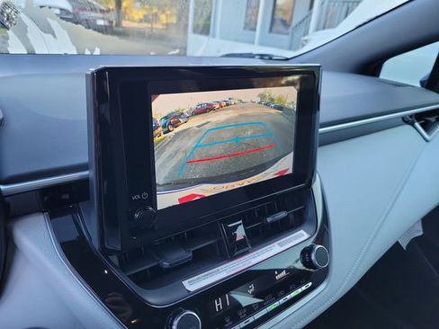 Used 2024 Toyota Corolla SE FWD image 21