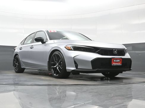 Used 2025 Honda Civic Sport image 25