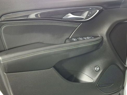 Used 2023 Buick Envision Preferred image 14