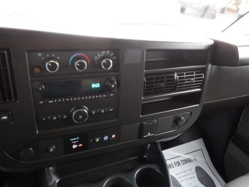 Used 2023 GMC Savana 2500 w/ Driver Convenience Package image 13