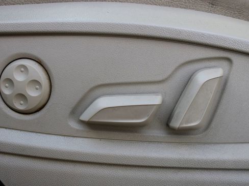 Used 2020 Audi Q5 2.0T Premium image 28