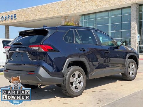 Used 2025 Toyota RAV4 XLE FWD image 19