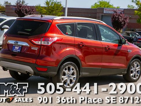 Used 2015 Ford Escape Titanium FWD image 4