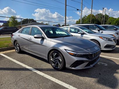 Used 2025 Hyundai Elantra SEL