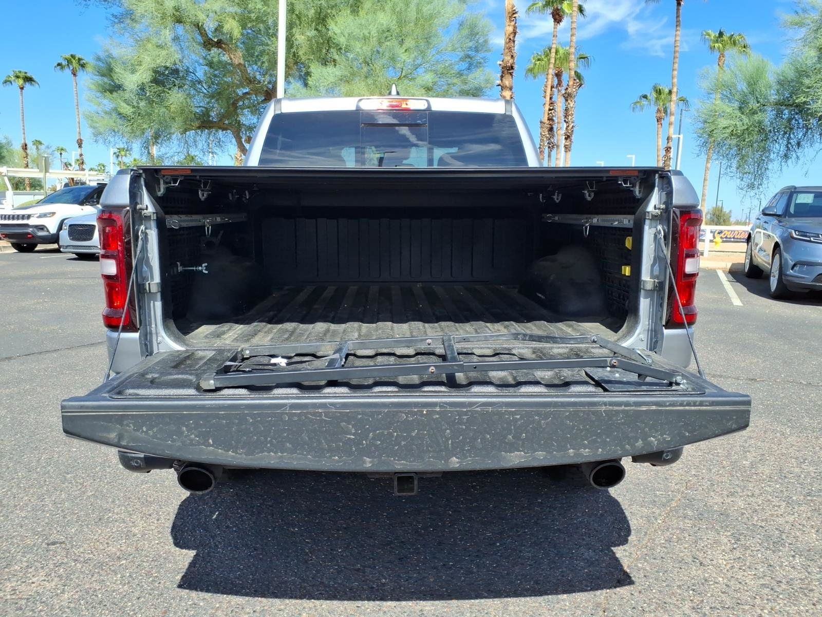 Used 2025 RAM 1500 Big Horn AWD/4WD image 10