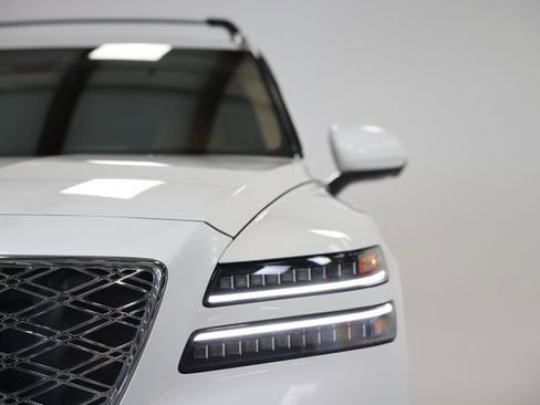 Used 2025 Genesis GV80 3.5T Prestige AWD/4WD image 3